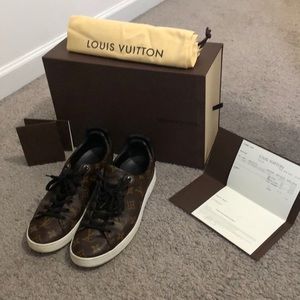 Louis Vuitton front row leather sneakers SZ 8